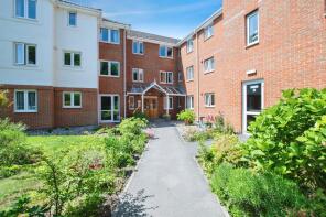 Flat 19, 458 St Georges Court, Ringwood Road, Ferndown BH22 9BS