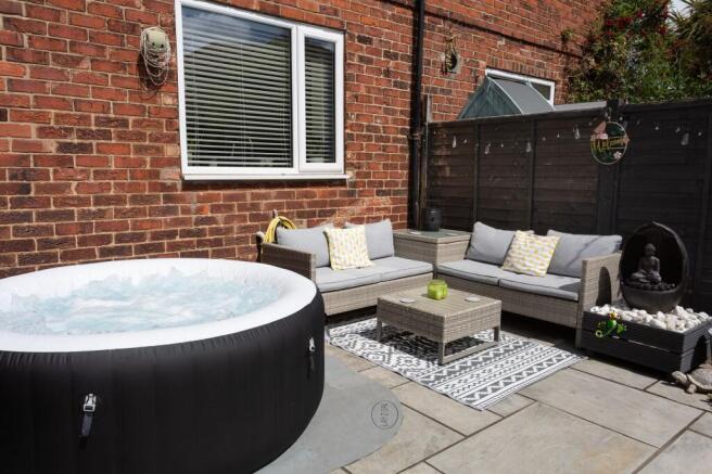 4 bed Semi-Detached for sale Image 12
