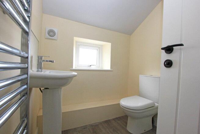 2 bed Terraced for sale Image 9