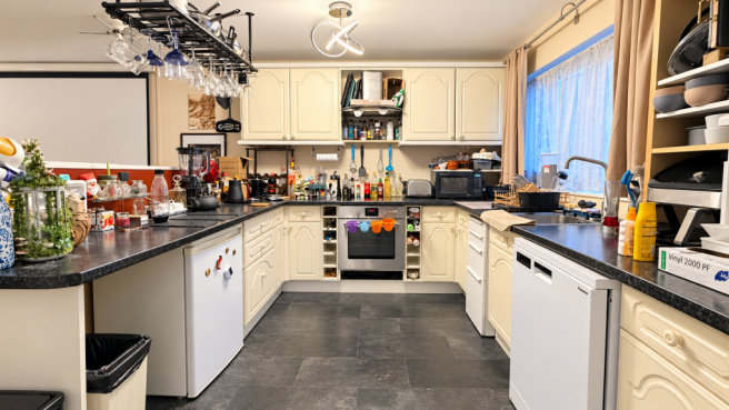 Kitchen image 1.png