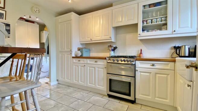 Kitchen/Breakfast Room