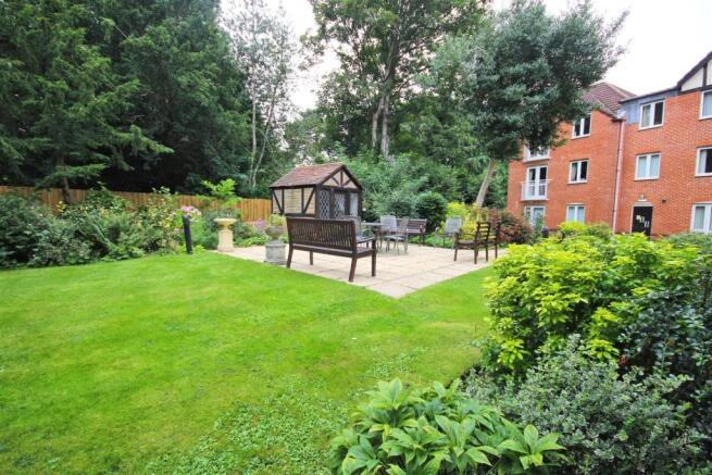 Superb communal gardens.jpg