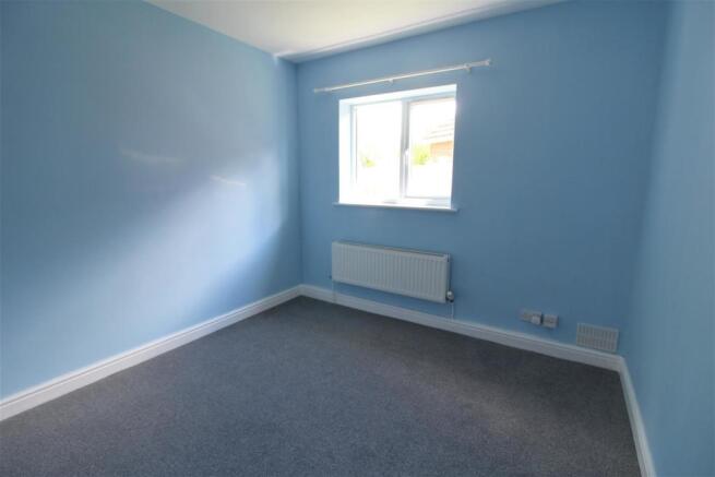 bedroom 3.JPG