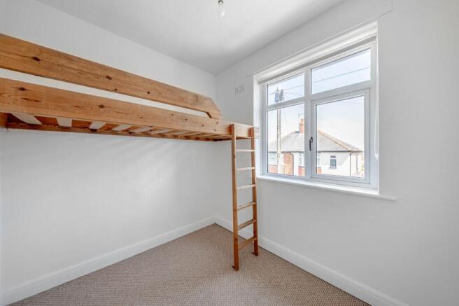3 bed Semi-Detached for sale Image 11