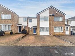 77, Bracklesham Gardens, Luton LU2 8QJ