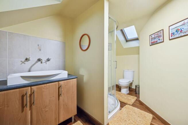 Bedroom One En Suite