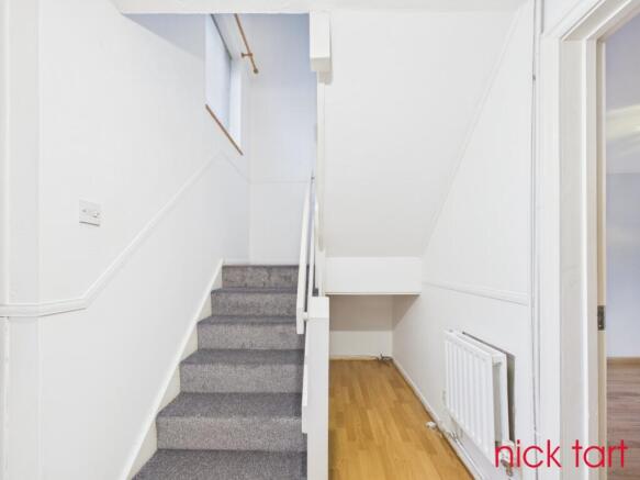 CAM02849G0-PR0205-STILL009