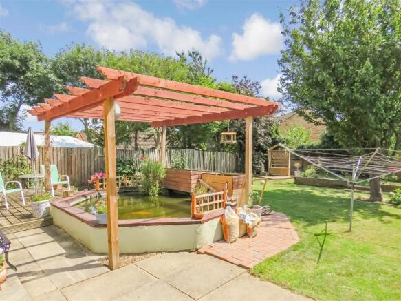 Garden 1.JPG