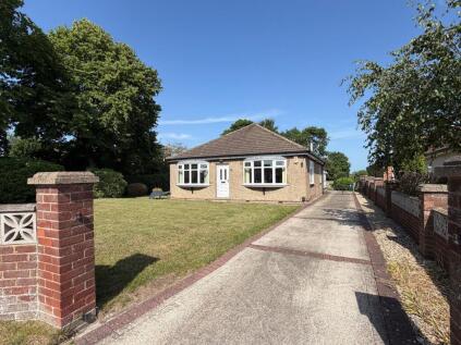 Church Lane, Holton-Le-Clay, DN36