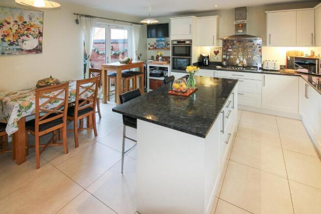 Kitchen / Diner