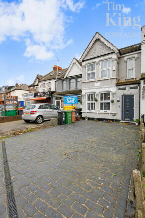 4-bed terraced on Chingford Mount Road, London, E4 9AA, £600,000