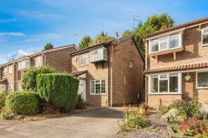 48, Camelot Avenue, Nottingham NG5 1DW