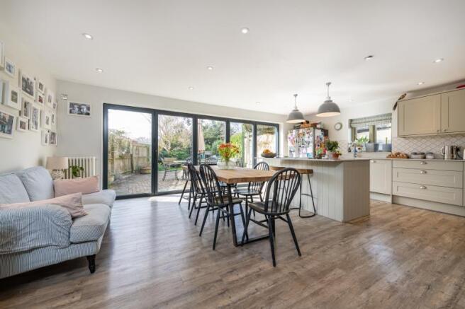 Kitchen/Din/Family