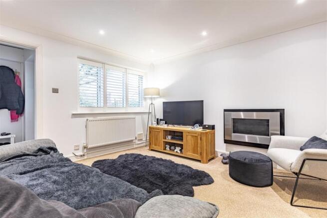 16 Church Ln (3).jpg