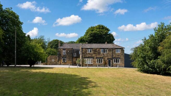 8 bed Detached for sale Image 4