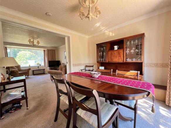 4 bed Detached for sale Image 12