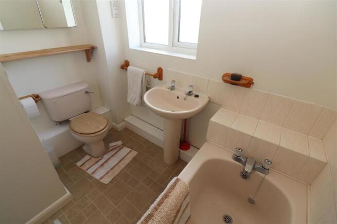 Bathroom / WC