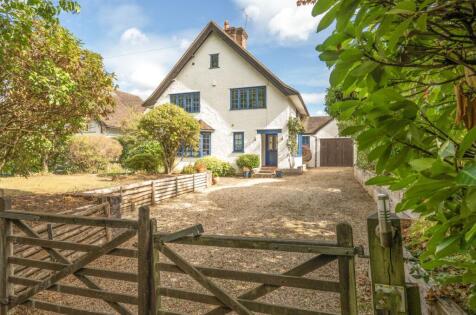 Old Farnham Lane, Farnham, Surrey, GU9