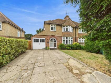 Tring Road, Aylesbury, Buckinghamshire