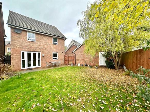 WhatsApp Image 2025-11-27 at 11.05.32_912fbaec.jpg