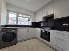 12a, 1125 South Mount, High Road, Whetstone, London N20 0PJ