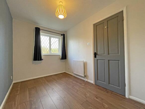 Westbury Close - 68 Bed 2.jpg