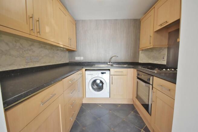 3 Groveland Court, 25 Ringwood Highway, Potters Green, Coventry photo 5