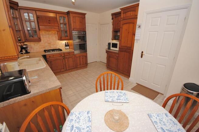 Kitchen / Breakfast Room