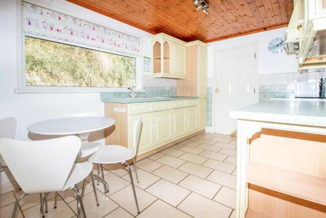 Kitchen/Breakfast Ro