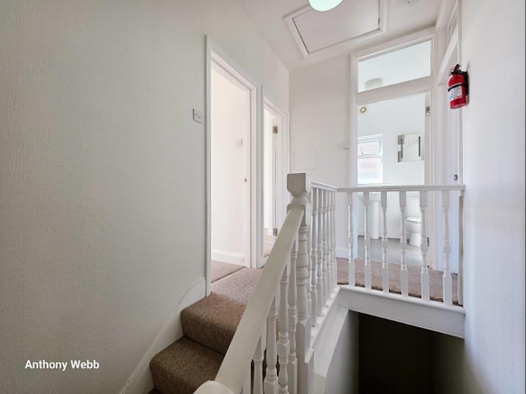 stairs/landing