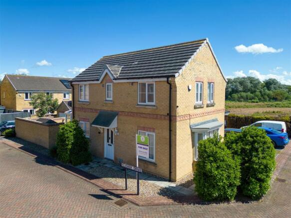 4 bed Detached for sale Image 4