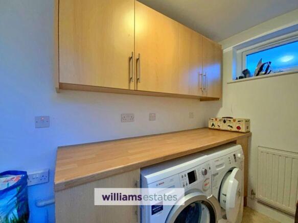 rear utility room 
