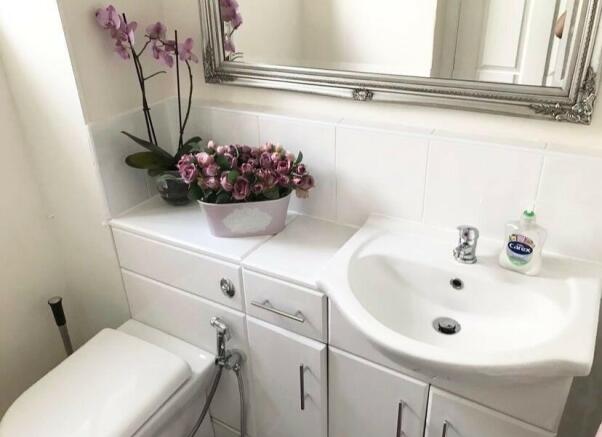 Cloakroom/WC