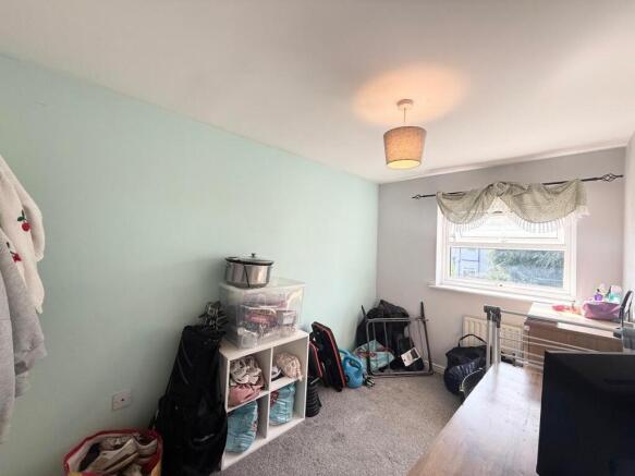 2 bed End of Terrace to rent Image 11