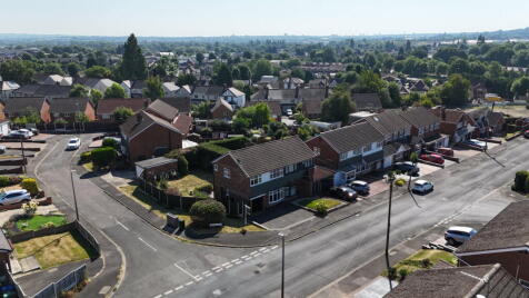 Silverthorne Avenue, Woodsetton, Tipton, DY4 8AQ