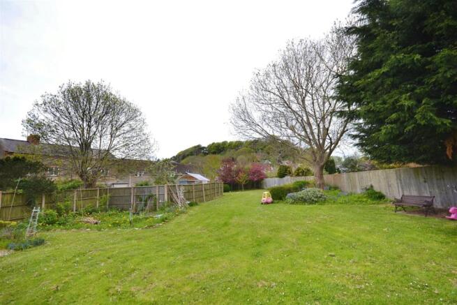 Communal Garden 1.jpg