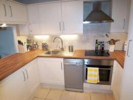 31, Ingledew Court, Harrogate Road, Moortown, Leeds LS17 8TP