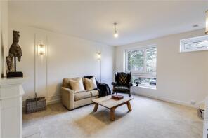 10, Lunar Close, Westerham TN16 3DY