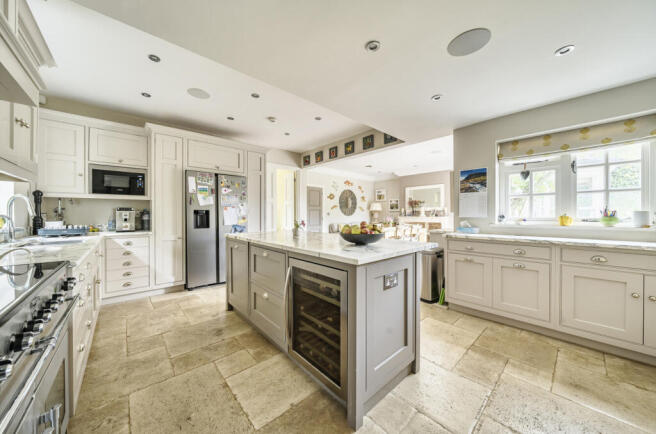 1345661-13-68bb1a...