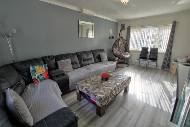Lounge B