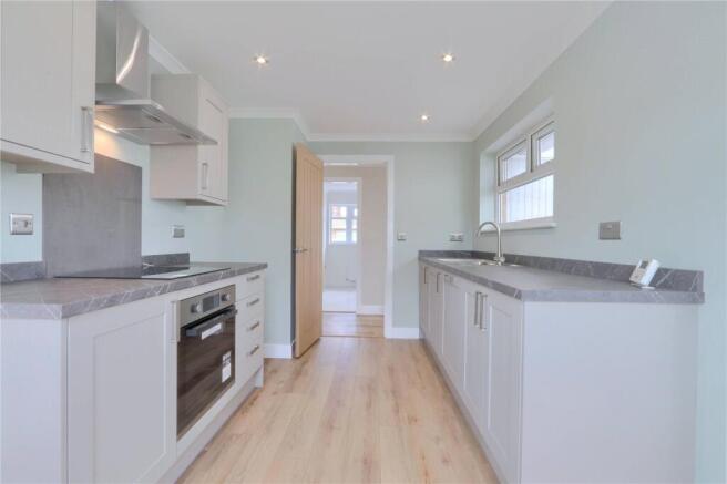 2 bed Bungalow for sale Image 6