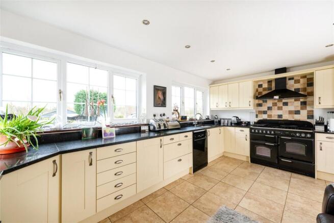 Kitchen/Breakfast