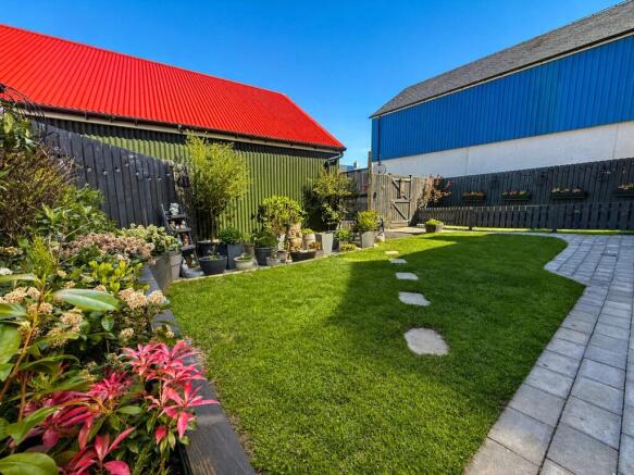 Garden and Location