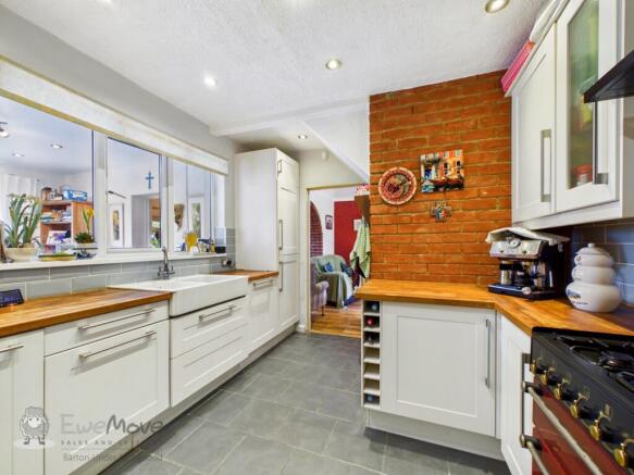 Kitchen c