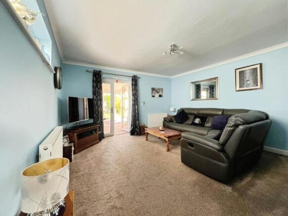 pbox-living_room-344492.JPG