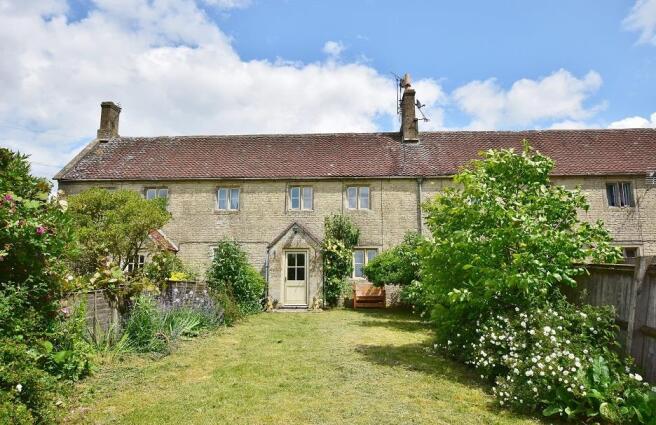 2 Ladbarrow Cottage - Main.JPG