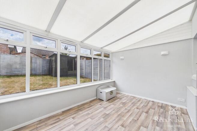 3 bed Semi-Detached for sale Image 8