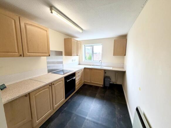 1 bed Flat for sale Image 5