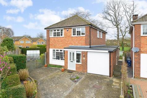 Durnsford Way, Cranleigh, GU6