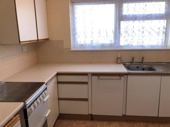 kitchen2.jpg